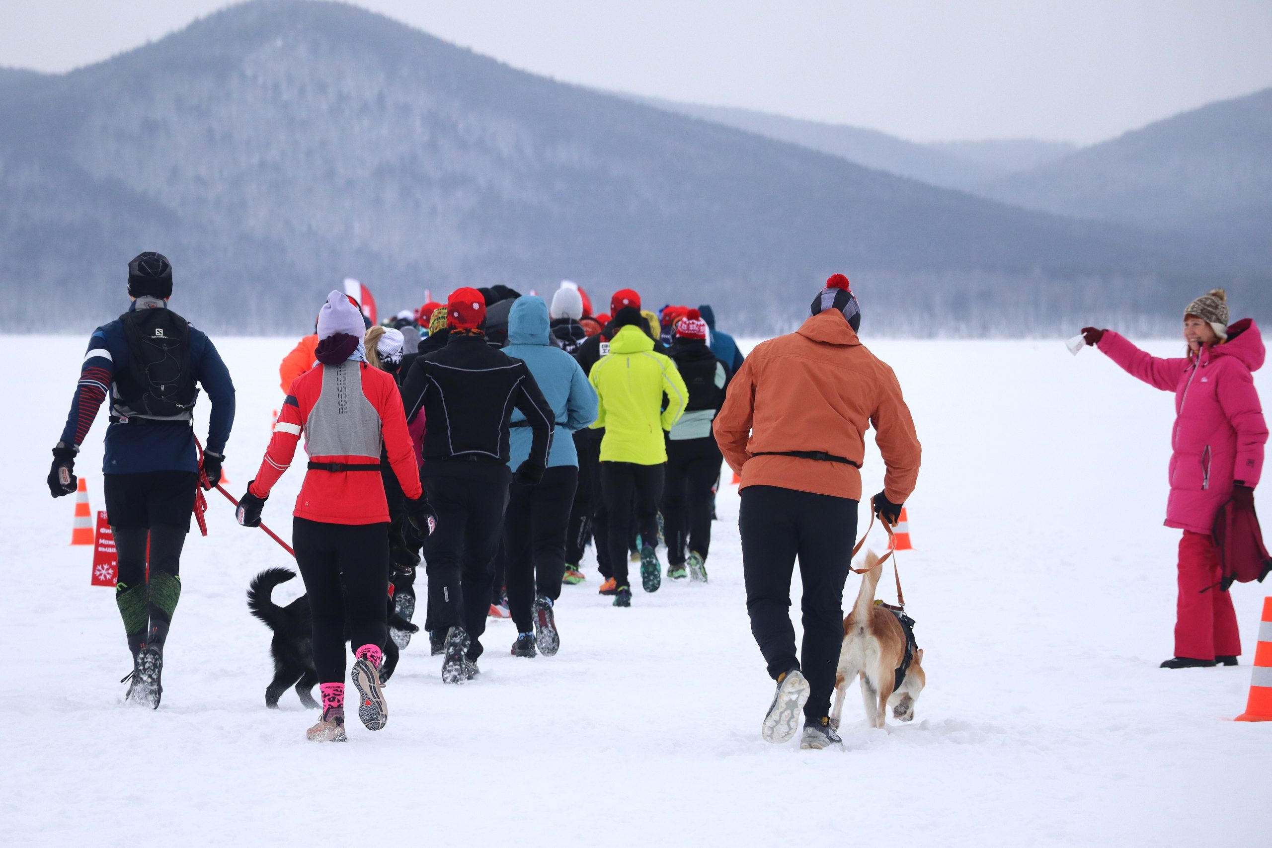«LAKE ICE RACE»: лед и горы