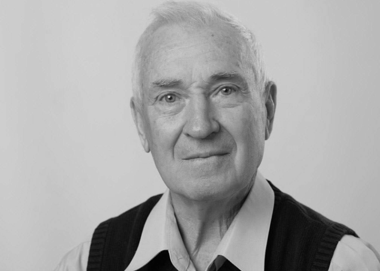 В Миассе ушел из жизни выдающийся тренер и художник Юрий Сиротин