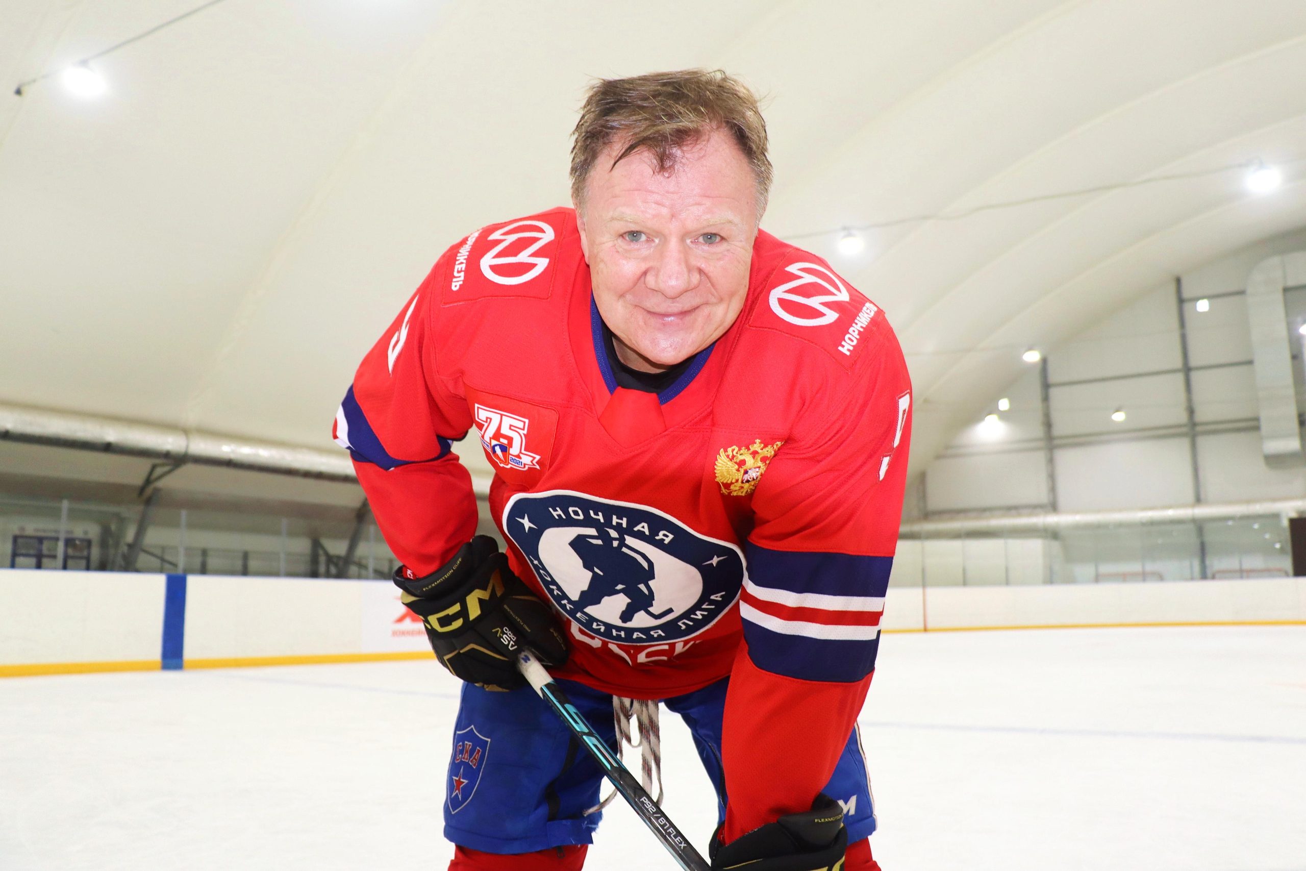 В Миассе скрестили клюшки легенды советского и миасского хоккея