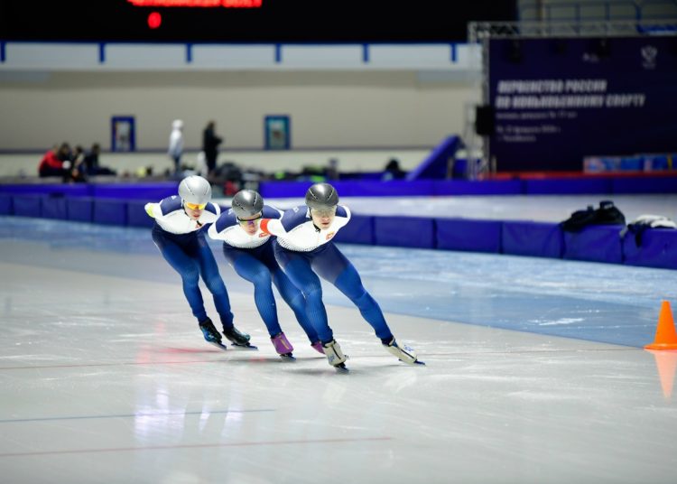 Миасский конькобежец — победитель первенства России