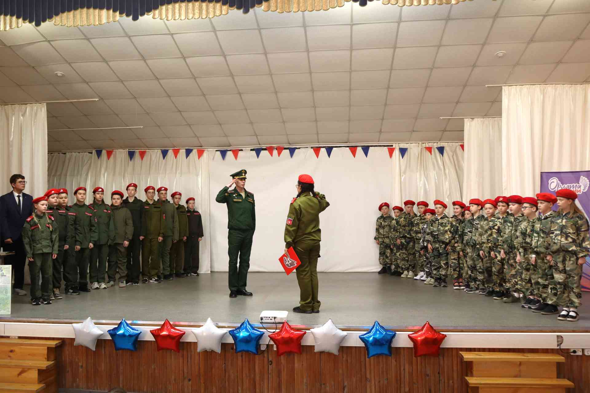 Еще одна Парта Героя появилась в школе №20