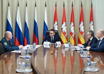 Алексей Текслер пообещал усилить финансирование пожарных и спасателей Челябинской области