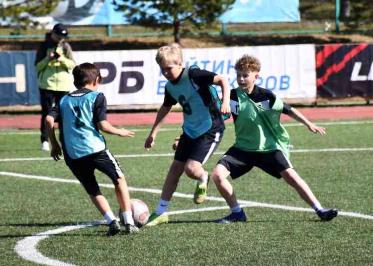 Первый раз в футбольный класс