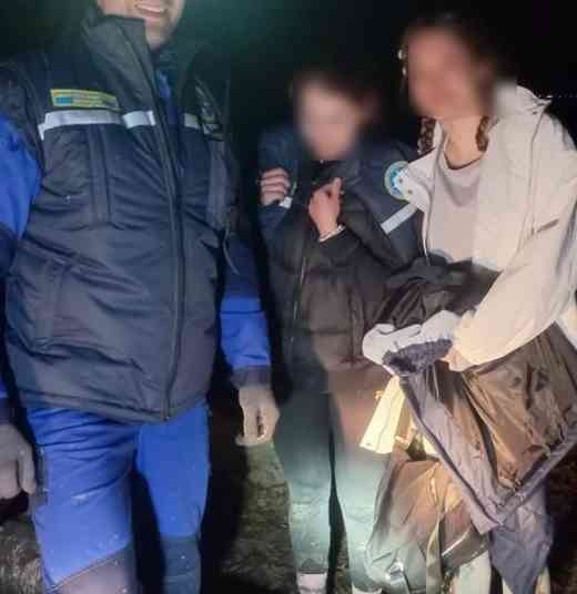 Спасатели Миасса вывели из леса заблудившихся велосипедисток