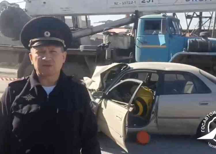 Водитель легковушки выехал на встречку и погиб в Миассе