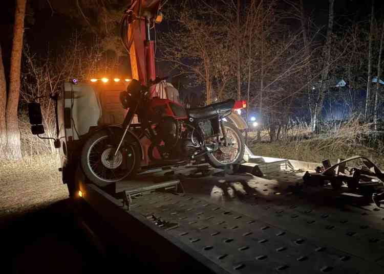 Два подростка на мотоциклах без прав привлечены к ответственности в Миассе