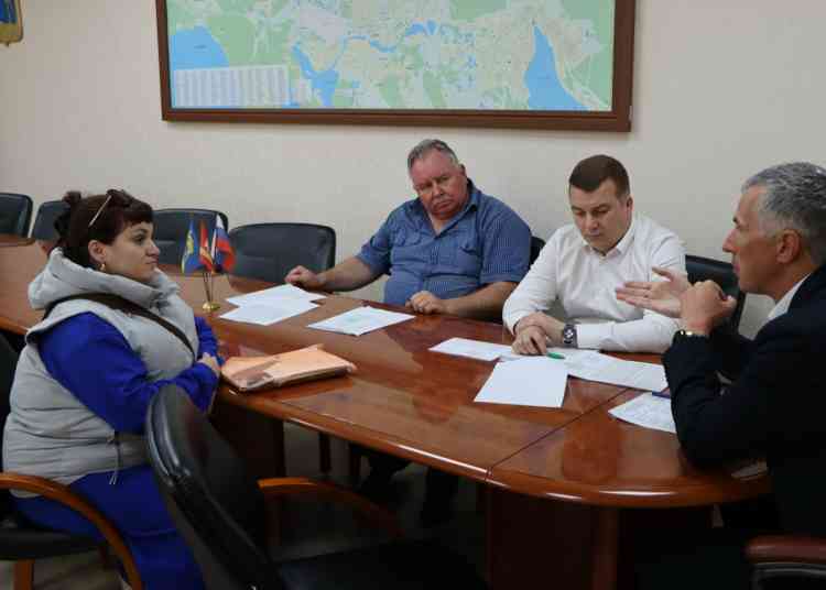 От земельного участка до автобусов: с чем пришли жители Миасса к главе?