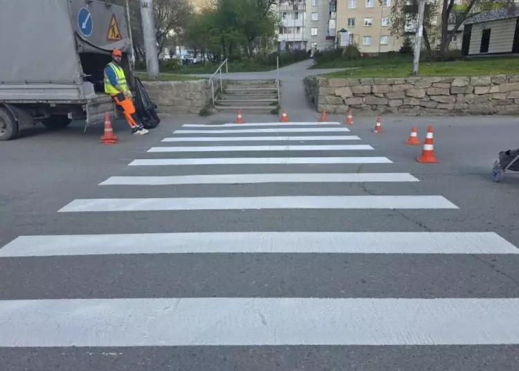 Дорожную разметку восстанавливают в Миассе
