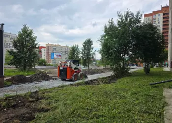 Как преображается сквер «Образование» в Миассе?