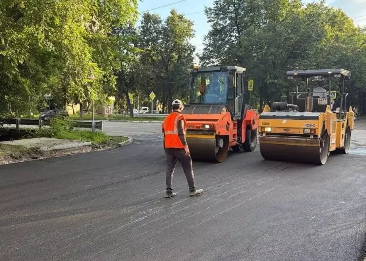 Ремонт дорог продолжается в северной части Миасса