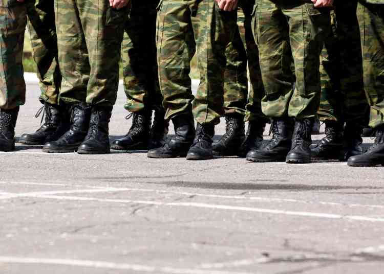 Отправлять депутатов Госдумы на военные сборы предложил Вячеслав Володин