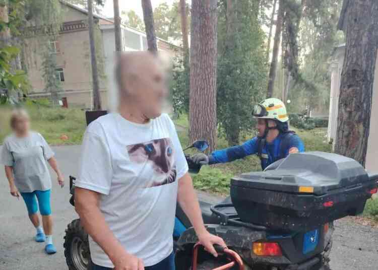 Миасские спасатели нашли в лесу 77-летнего пенсионера